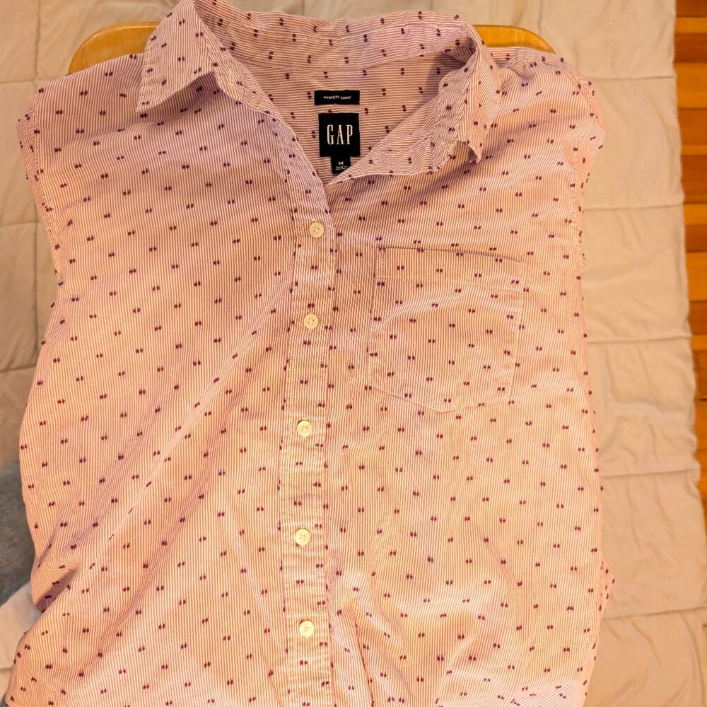 Gap Perfect Fit Button Up Collared  Medium